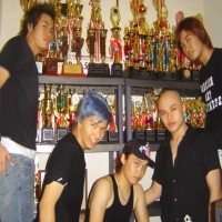 ZZVONCIOUS: Lima Cowok Oke Yang Hobi Ngedance